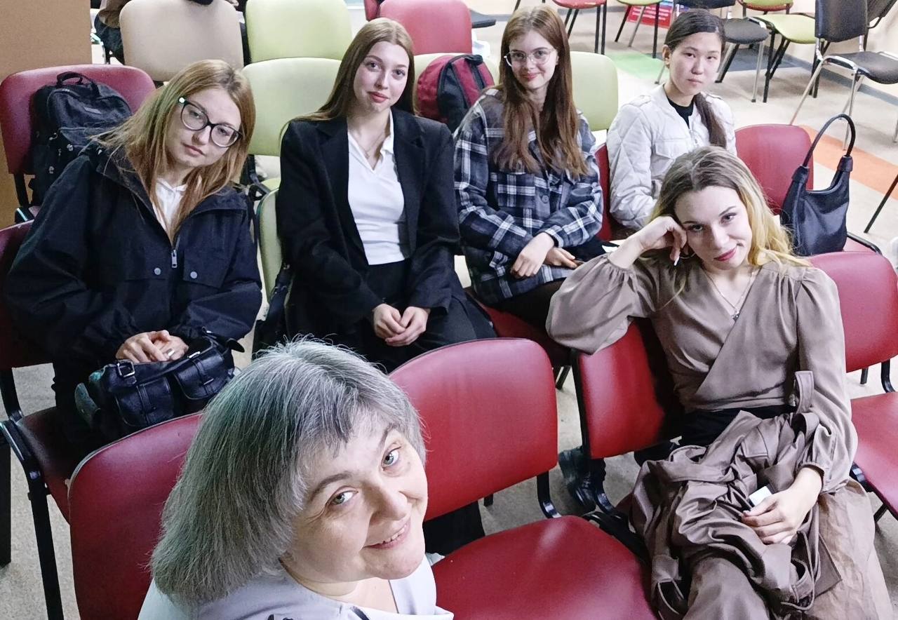 Наш эксперт-психолог совместно со студентами АГУ разработали уникальный опросник для школьников