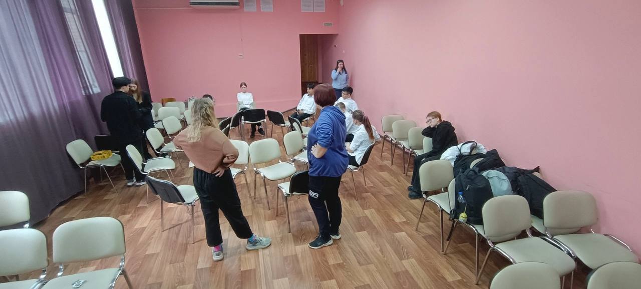 Небольшой бэкстейдж с игрового тренинга со школьниками